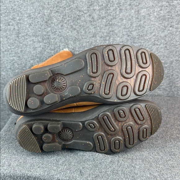 UGG All Leather Shearling Waterproof Women's Boots Chestnut 8.5 - Picture 14 of 16